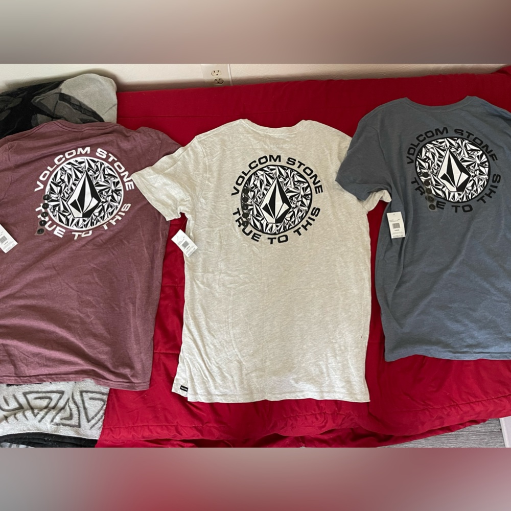 Men's Volcom T-shirts